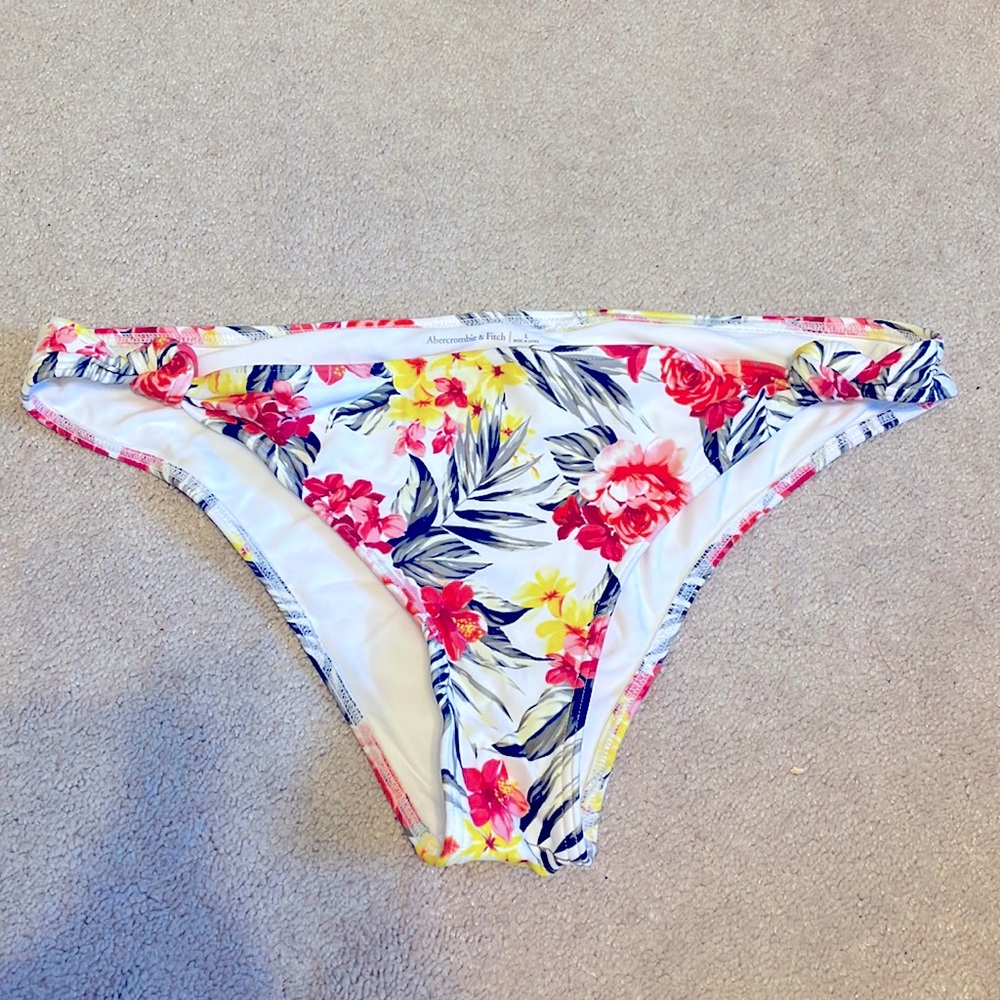 Floral bikini bottom